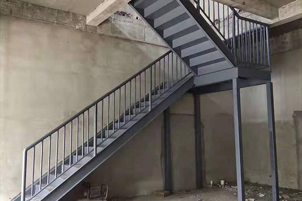 內蒙古焊接鋼樓梯